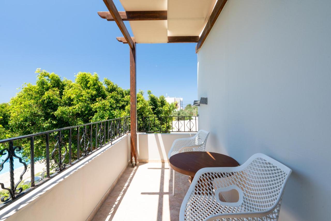 Serenity Hideaway Palaiochora Dış mekan fotoğraf